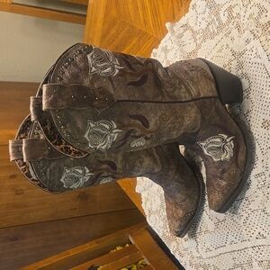 Lucchese x Charlie 1 Horse Women’s Western Boots | Handmade in Texas